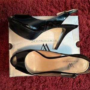 Peep toe/slingback patent leather pumps size 7… ready to where to any affair